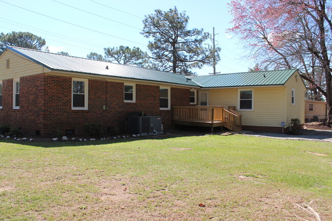 4202 Coventry Rd in Fayetteville, NC - Building Photo - Building Photo