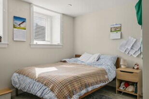 153 Foster St, Unit 1 in Boston, MA - Building Photo