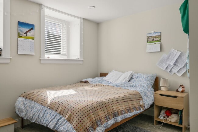 153 Foster St, Unit 1, Unit 1