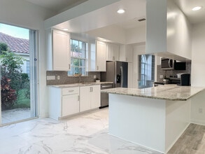 7046 Fish Creek Ln in West Palm Beach, FL - Building Photo - Building Photo