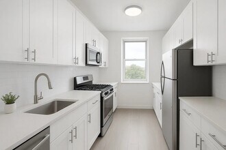 3325 Ely Pl SE in Washington, DC - Building Photo - Building Photo