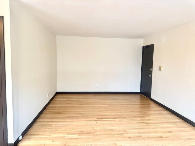 424 Elgin Ave in Forest Park, IL - Foto de edificio - Building Photo