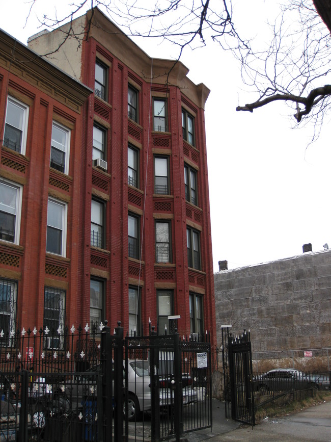 1274 Bushwick Ave in Brooklyn, NY - Building Photo - Building Photo