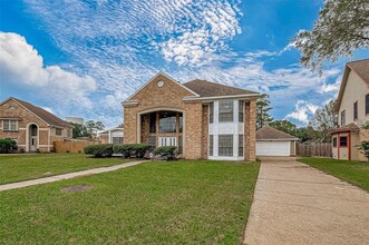 19515 Oak Station Dr in Humble, TX - Building Photo - Building Photo