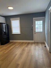 144 Jersey Ave, Unit 1 in Port Jervis, NY - Foto de edificio - Building Photo