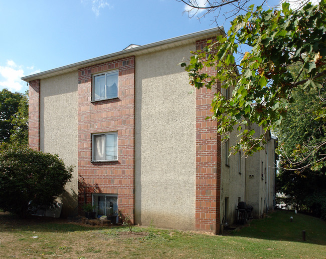 Granite Court in West Chester, PA - Foto de edificio - Building Photo