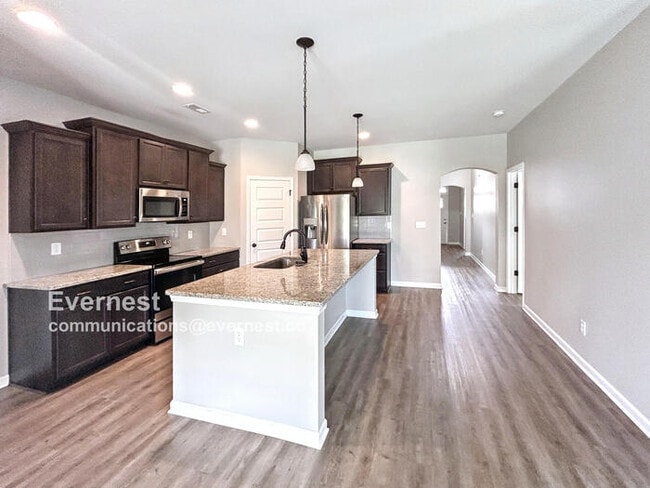 118 Holly Fern Dr. in Harvest, AL - Building Photo - Building Photo