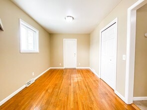 Town's Edge Apartments in Madison, WI - Building Photo - Building Photo