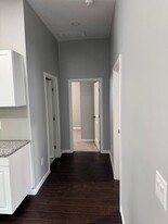 462 S Hampton Rd in Columbus, OH - Building Photo