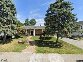 1304 Hilton Terrace in Catonsville, MD - Foto de edificio - Building Photo
