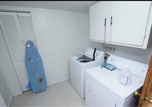 424 W Chickasaw St in Tahlequah, OK - Foto de edificio - Building Photo