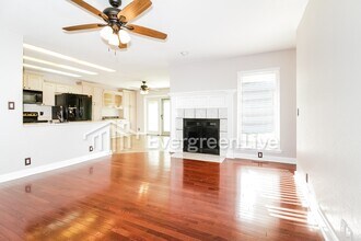 2020 Sunflower St in Norman, OK - Building Photo - Building Photo