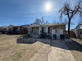 2216 NE 24th St in Oklahoma City, OK - Building Photo
