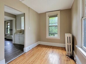 3103 Dupont Ave S in Minneapolis, MN - Building Photo - Building Photo