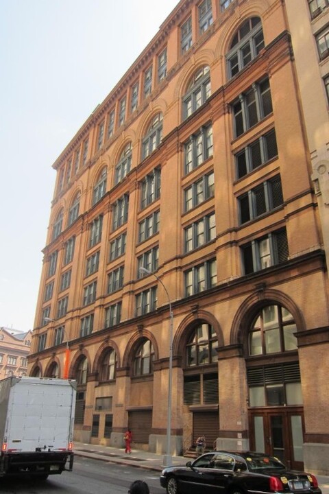 1 Astor Pl in New York, NY - Building Photo