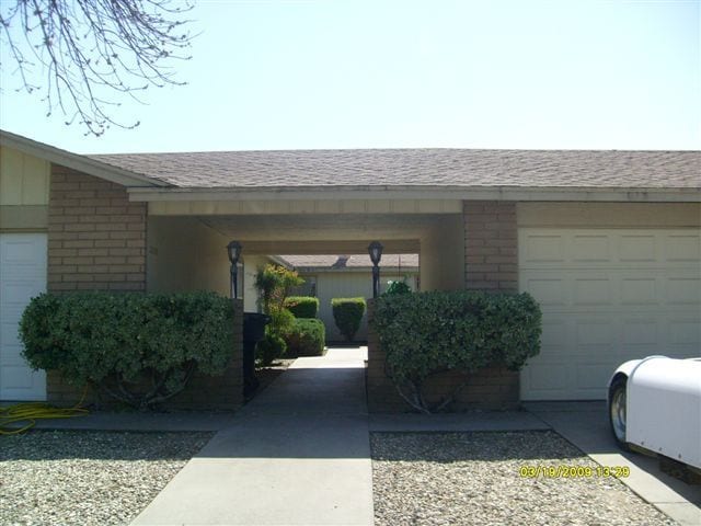 property at 2024 E Orangeburg Ave