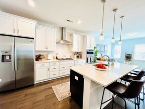620 Myrick Aly in Charlotte, NC - Building Photo - Building Photo