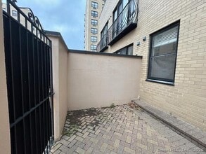 79 Prospect St in Stamford, CT - Building Photo - Building Photo