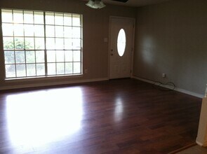410 Pine Ct in Ocean Springs, MS - Building Photo - Building Photo