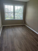103 E Gorgas Ln in Philadelphia, PA - Building Photo - Building Photo