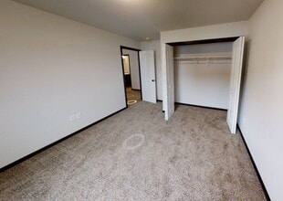 Fox Run Apartments in Box Elder, SD - Building Photo - Building Photo