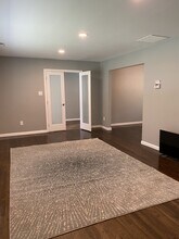 341 Hollowbrook Rd in Ewing, NJ - Building Photo - Building Photo