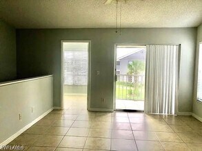 124 Santa Clara Dr in Naples, FL - Building Photo - Building Photo