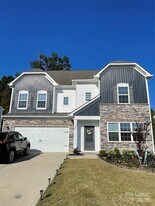 398 Kennerly Center Dr in Mooresville, NC - Building Photo