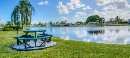 4482 King Theodore Dr in Boynton Beach, FL - Building Photo - Building Photo