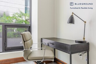 110 W Ocean Blvd in Long Beach, CA - Building Photo - Building Photo