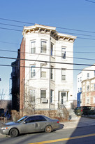 211 Hawthorne Ave Apartments