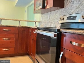 640 Chapelgate Dr in Odenton, MD - Building Photo - Building Photo