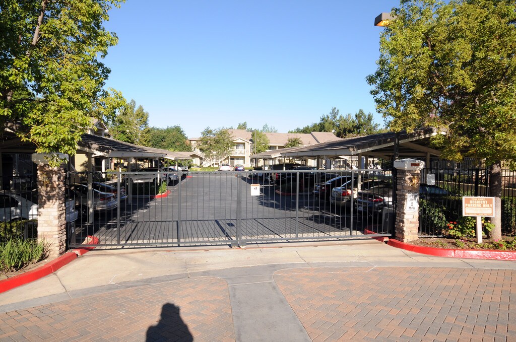 Vintage Grove Apartments La Verne, CA Apartments For Rent