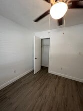 1918 Conway Rd in Orlando, FL - Foto de edificio - Building Photo