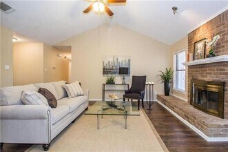 2405 Cranberry Ln in Euless, TX - Building Photo - Building Photo