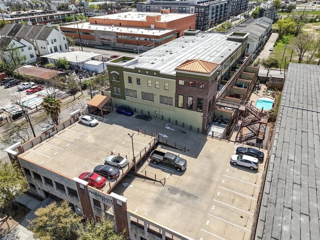 property at 2323 Polk St