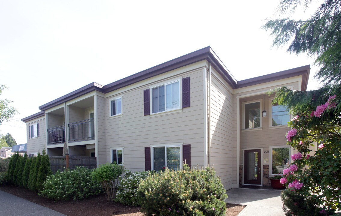 3301 N Proctor St in Tacoma, WA - Foto de edificio