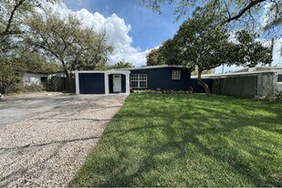 2507 N 66th Ave in Hollywood, FL - Building Photo