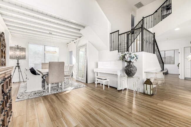 2707 W Lamar Rd in Phoenix, AZ - Building Photo - Building Photo