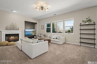 735 Sienna Park Dr in Reno, NV - Building Photo - Building Photo
