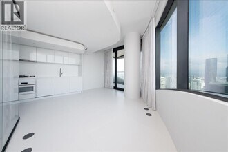 1033 Nelson St. in Vancouver, BC - Building Photo - Building Photo