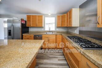 3221 S Grady Ave in Tucson, AZ - Building Photo - Building Photo