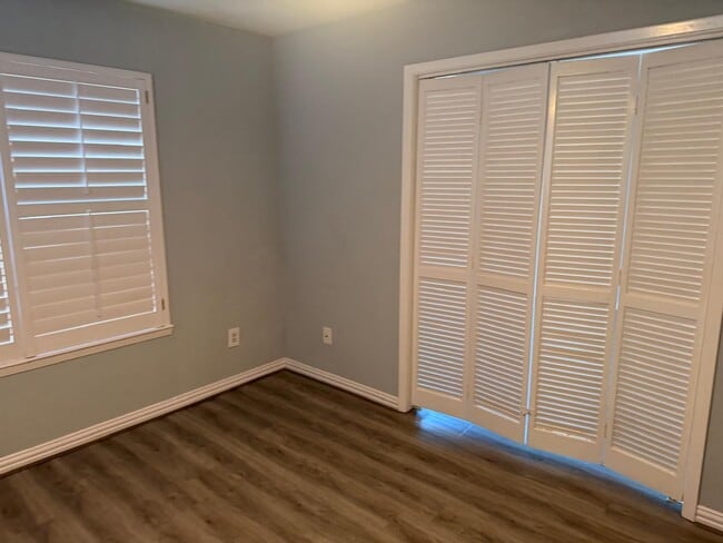 property at 10555 Turtlewood Ct