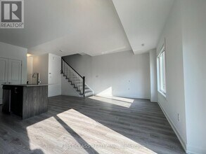 39 Nordic Ln in Whitchurch-Stouffville, ON - Building Photo - Building Photo