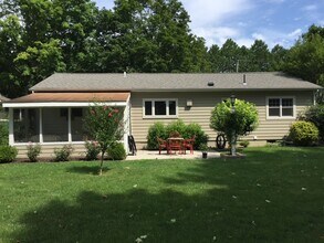 300 Caroline St in Saratoga Springs, NY - Building Photo - Building Photo