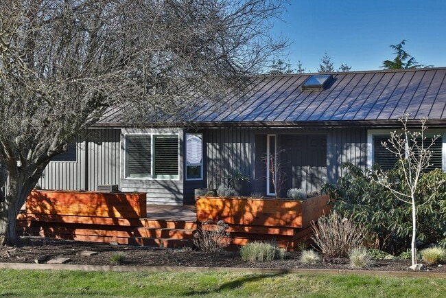 property at 1625 Dorsey Dr