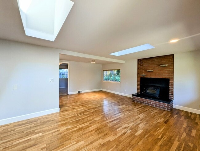 5715 186th Pl SW in Lynnwood, WA - Building Photo - Building Photo