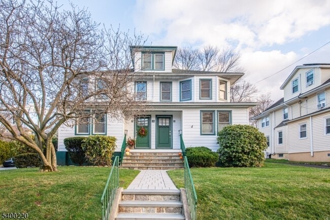 property at 38B Park Ave