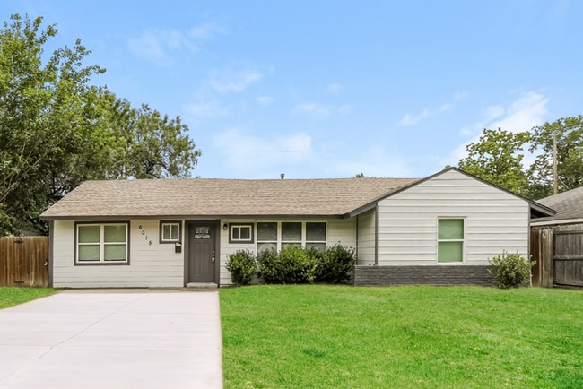 property at 6015 Glenhurst Dr