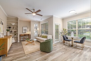 The Meadows at River Run in Bolingbrook, IL - Building Photo